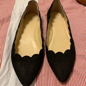 Crown and Ivy Scalloped Flats